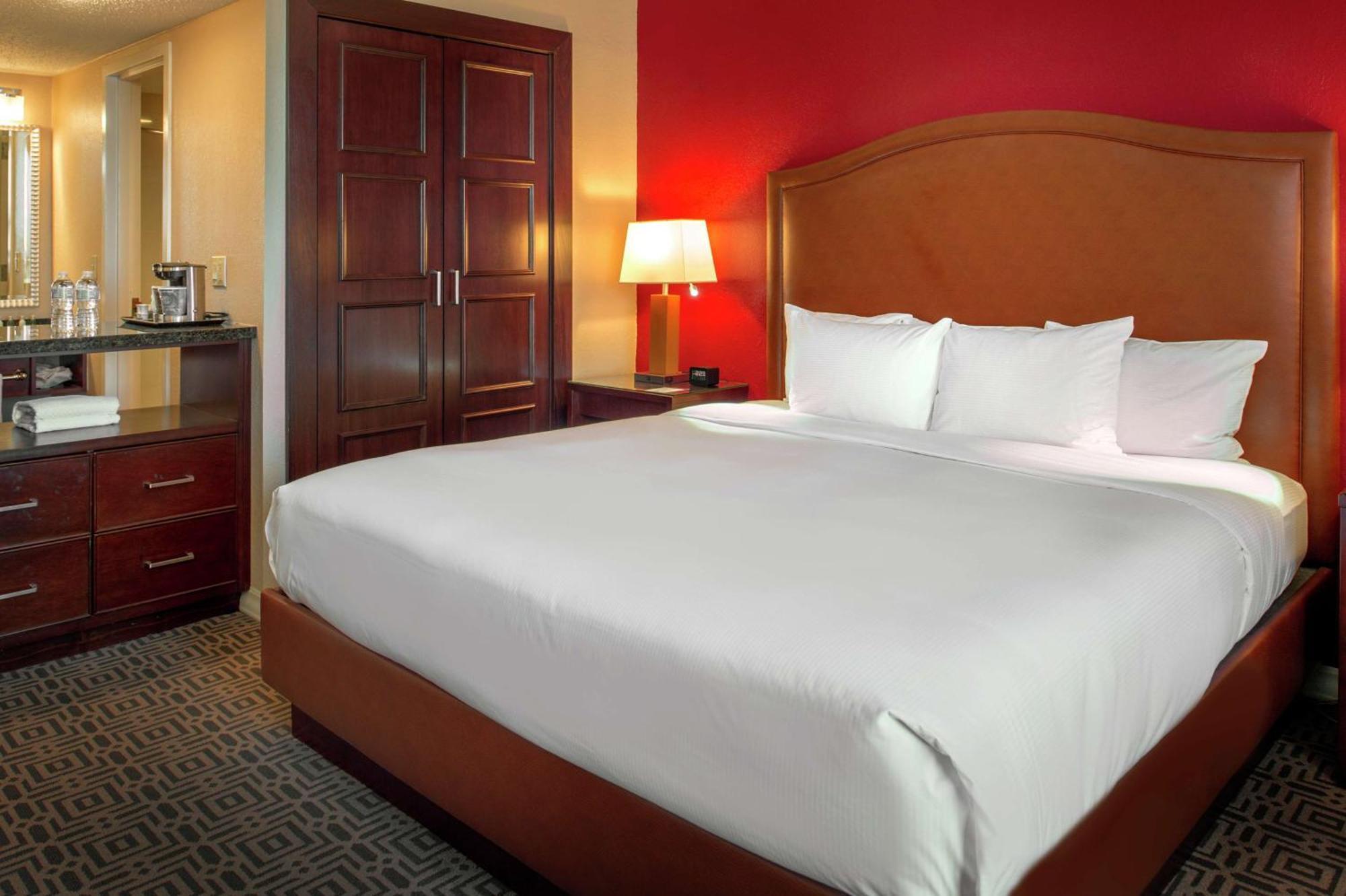 Doubletree By Hilton Hotel St. Louis - Chesterfield Exteriör bild