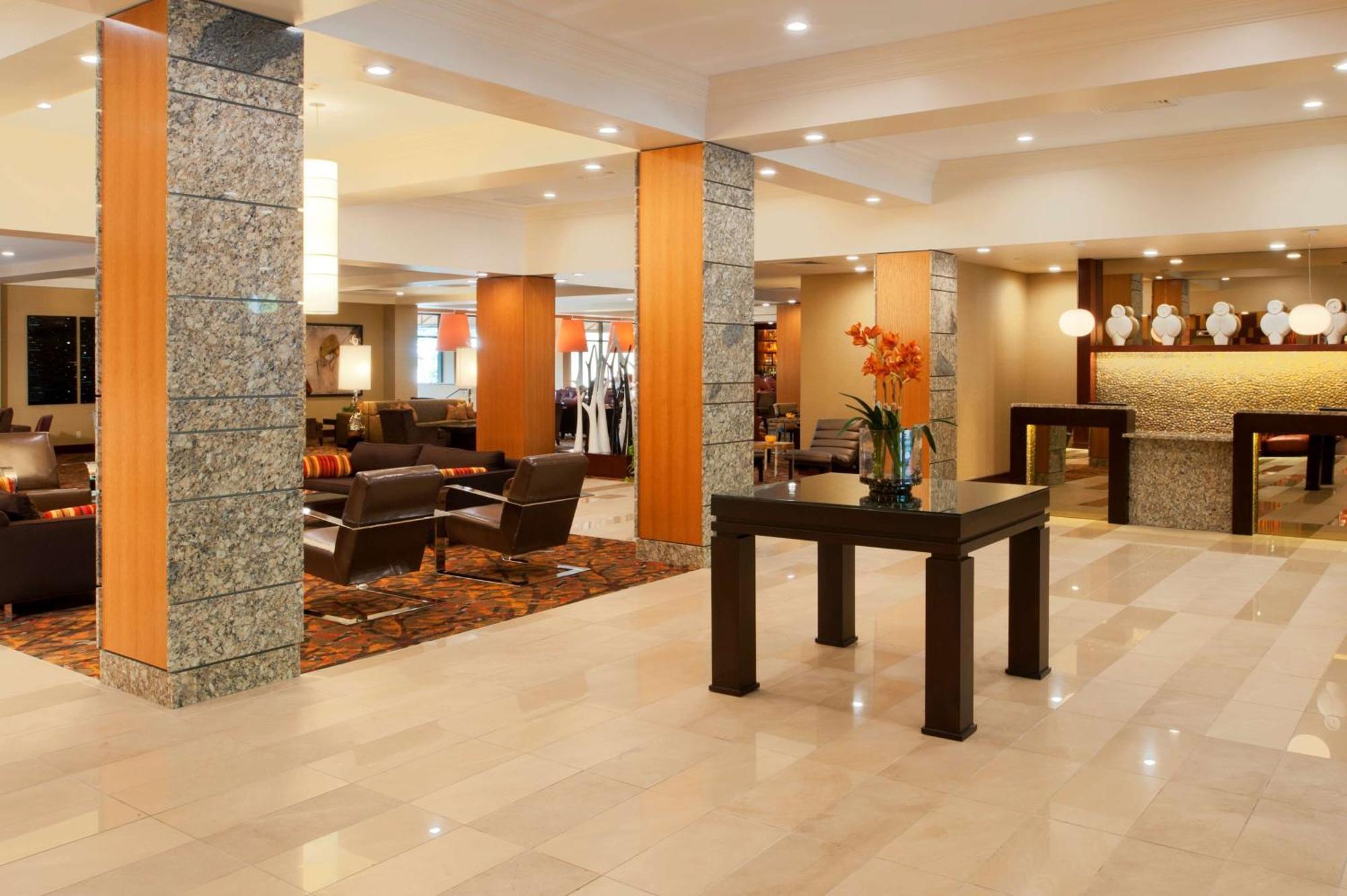Doubletree By Hilton Hotel St. Louis - Chesterfield Exteriör bild