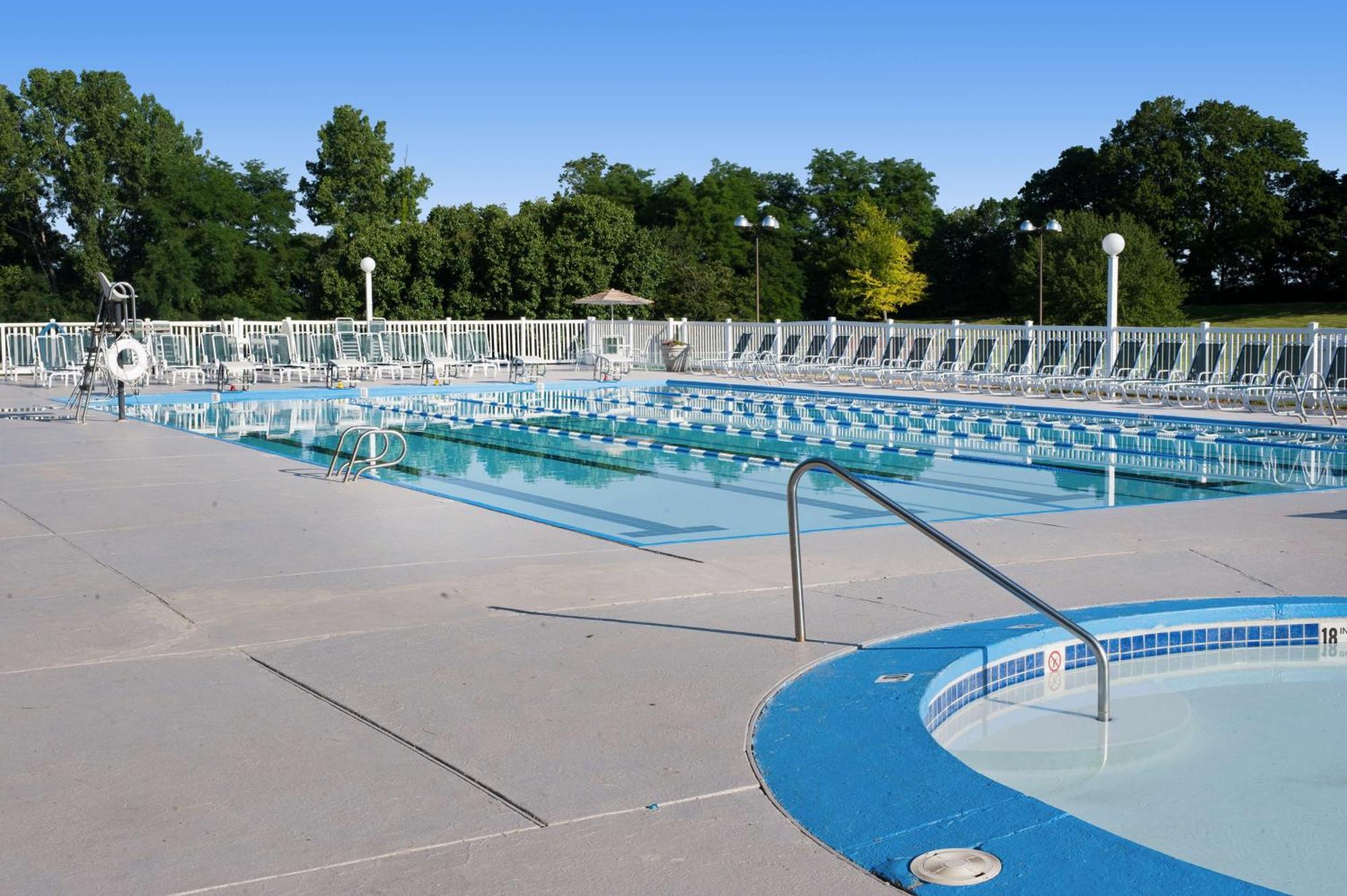 Doubletree By Hilton Hotel St. Louis - Chesterfield Exteriör bild