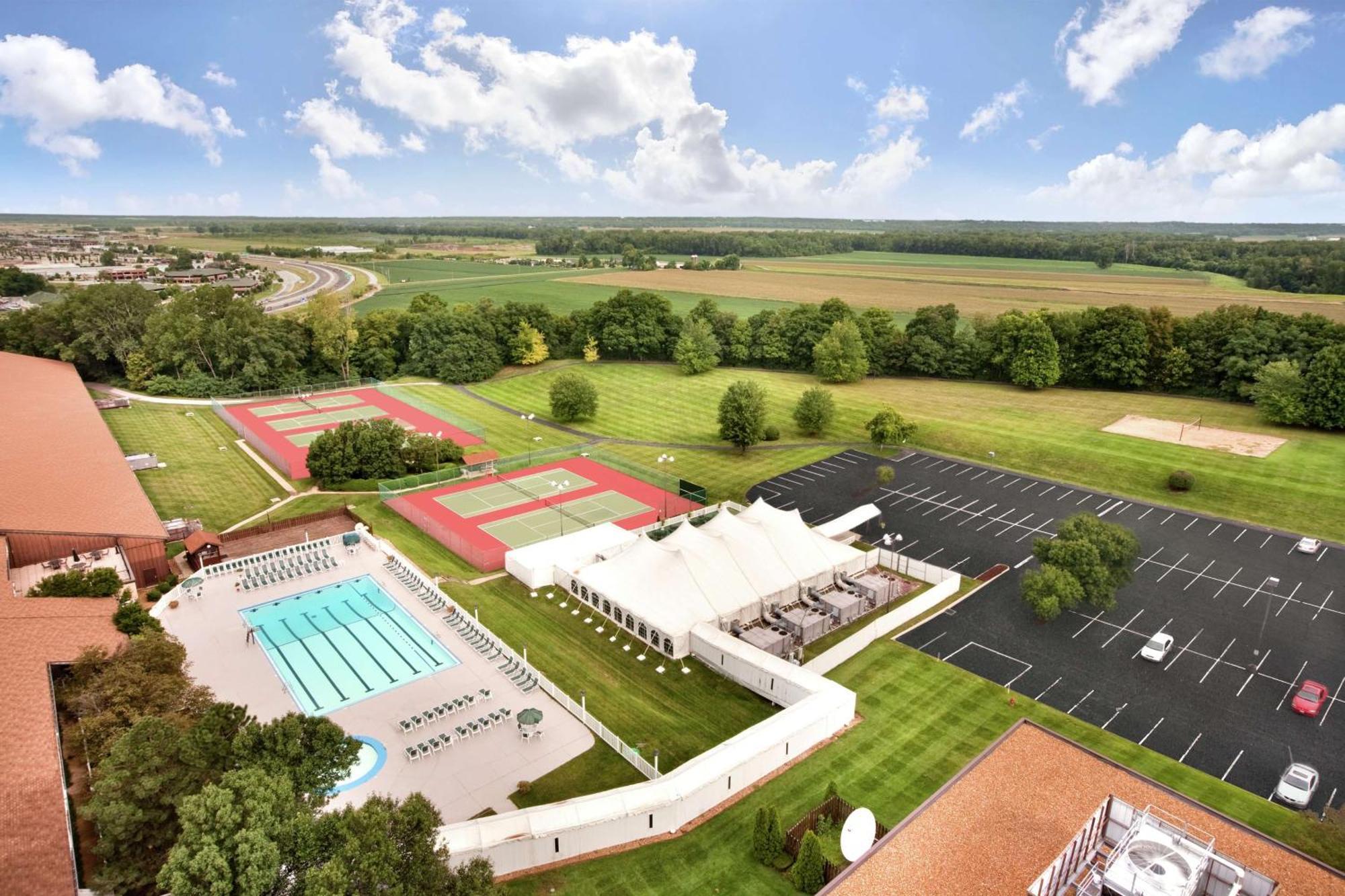Doubletree By Hilton Hotel St. Louis - Chesterfield Exteriör bild